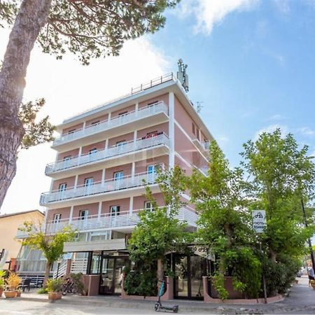 קרביה Hotel La Torre מראה חיצוני תמונה