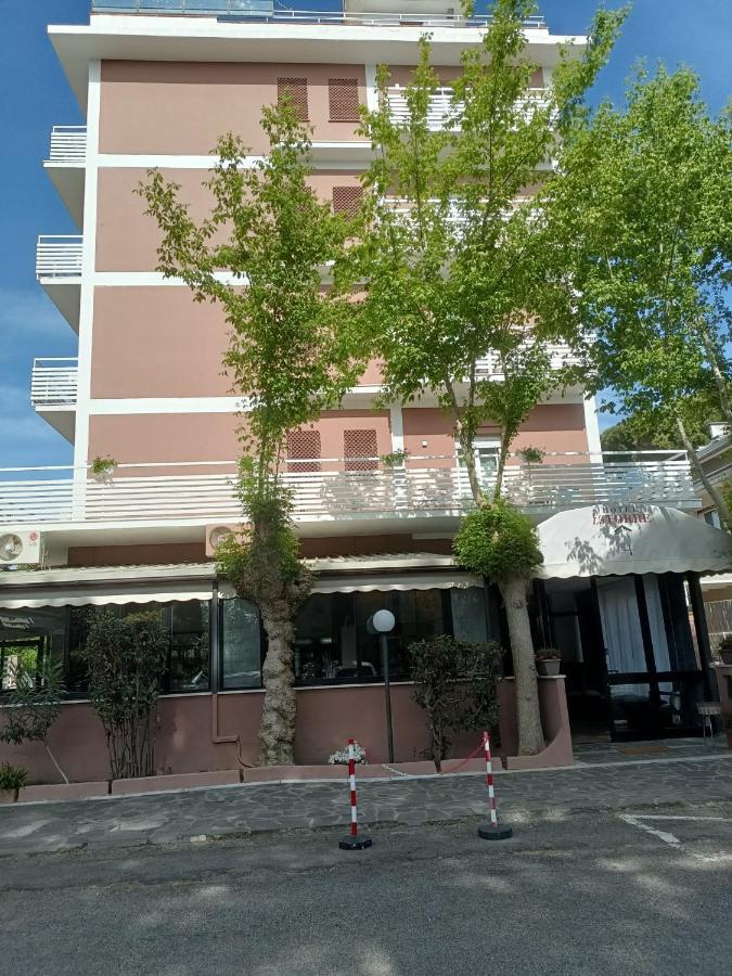 קרביה Hotel La Torre מראה חיצוני תמונה