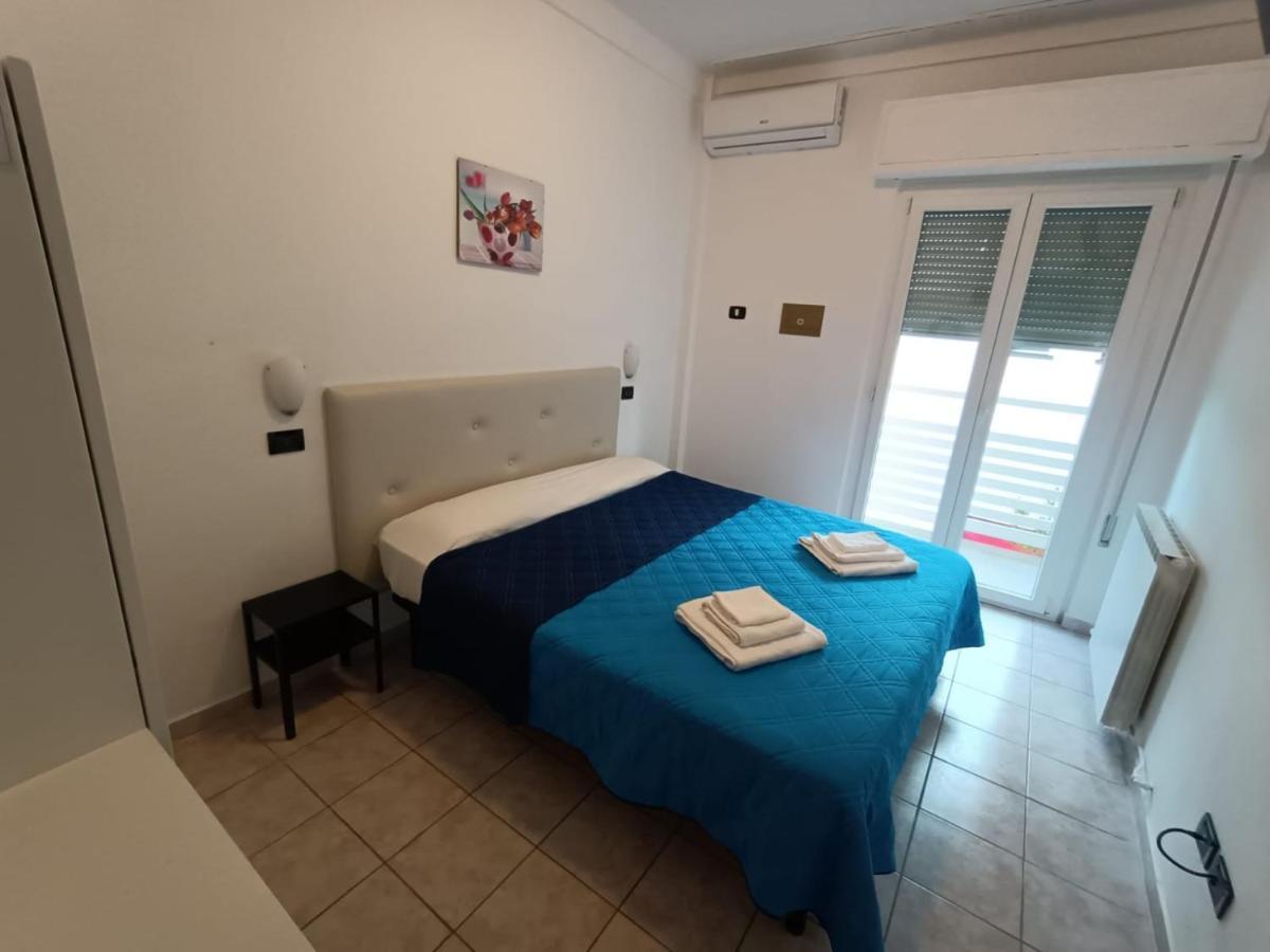 קרביה Hotel La Torre מראה חיצוני תמונה